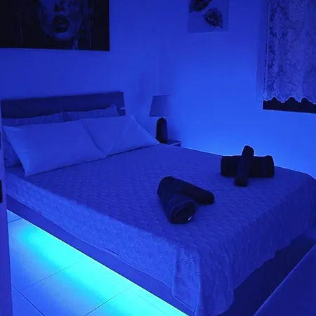 Alex's Retreat Apartment *